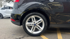 Ford Focus 1.0 EcoBoost 125 Titanium 5dr Petrol Hatchback